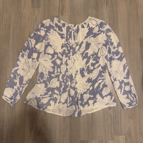 Banana Republic Ruffle Front Blouse - Picture 2 of 4